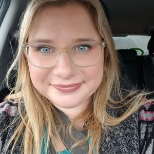 Meet your Posher, Gabrielle